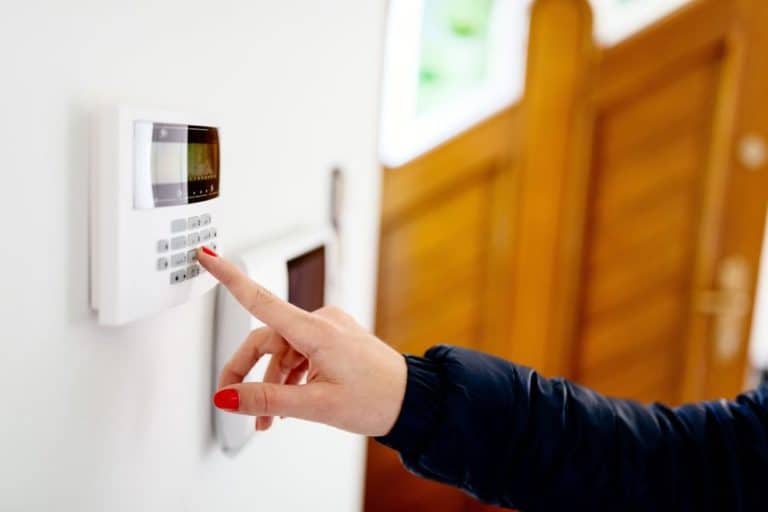 Wie setze ich das ADT-Alarmsystem zurück?